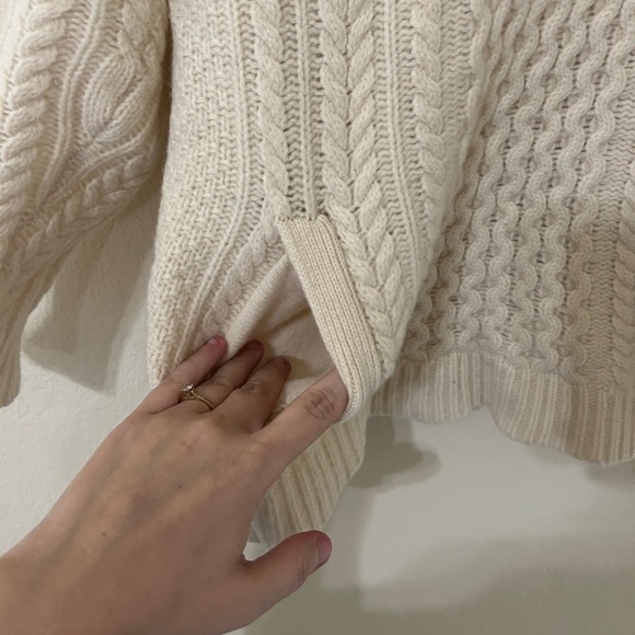 J. Crew Wool Crew Neck Sweater Size Small Lined Pockets Cozy Chunky Knit Women’s - Picture 6 of 8